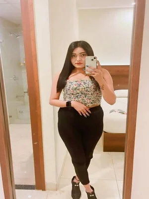 Call Girls Service in Aliganj