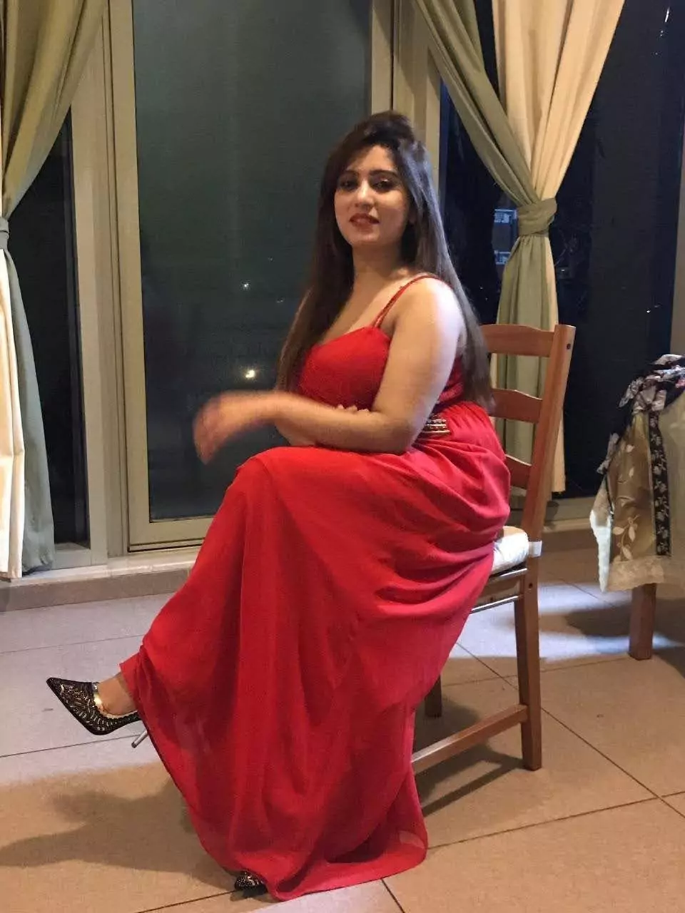 Escort Service in Aliganj